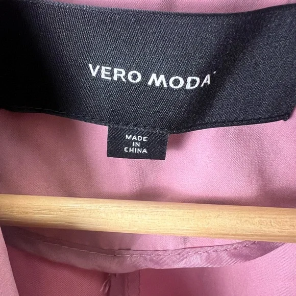 Vero Moda Blush Pink Jacket - Picture 2 of 3